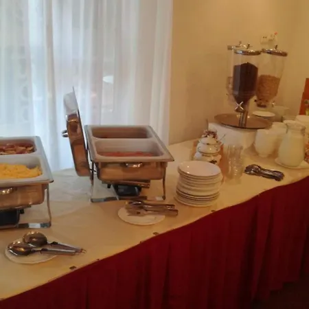 Hotel Aranysas Bungallo Alsoors